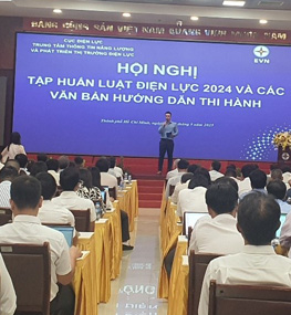 EVN tổ chức tập huấn Luật Điện lực 2024 tại khu vực miền Nam